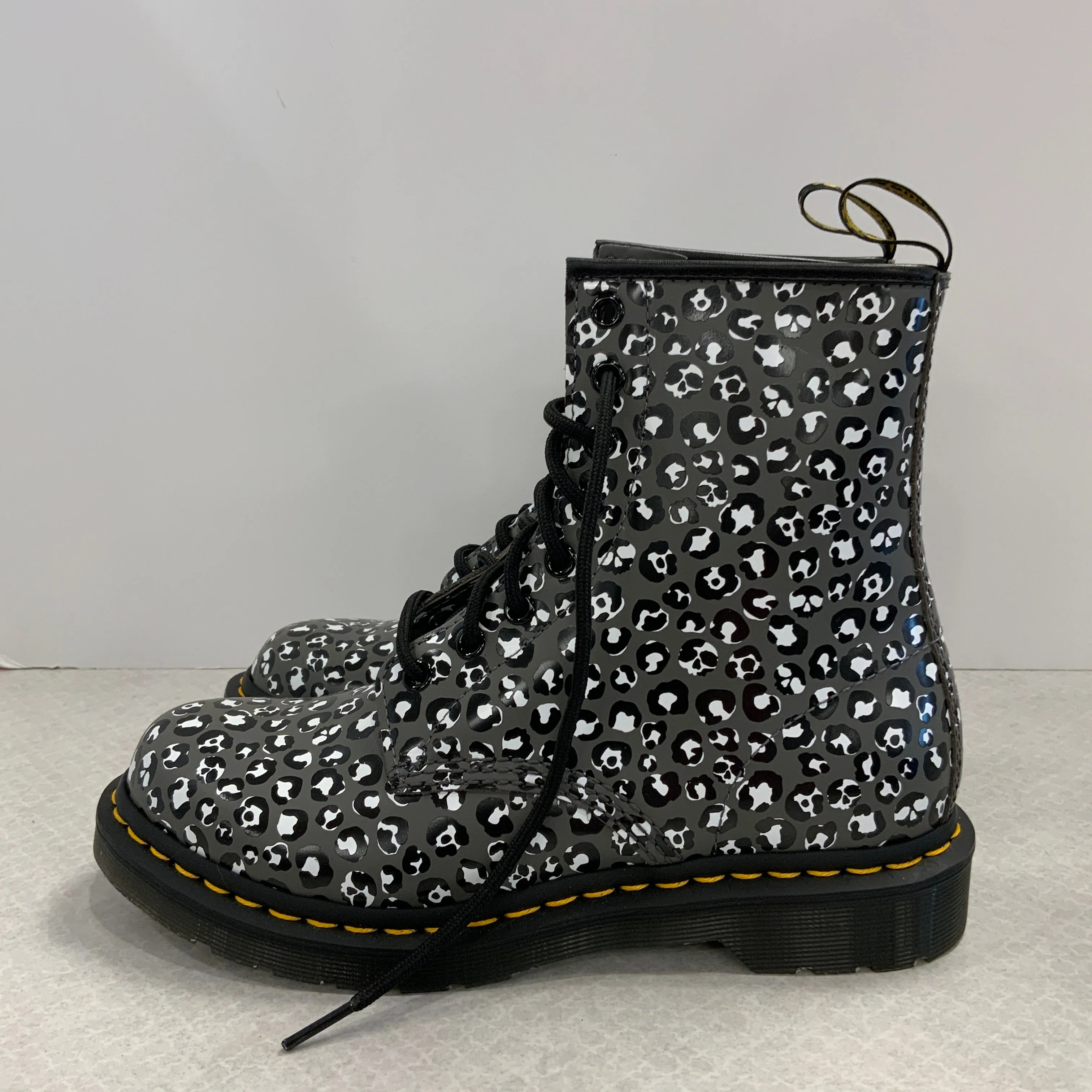 Boots Combat By Dr Martens In Grey, Size: 8