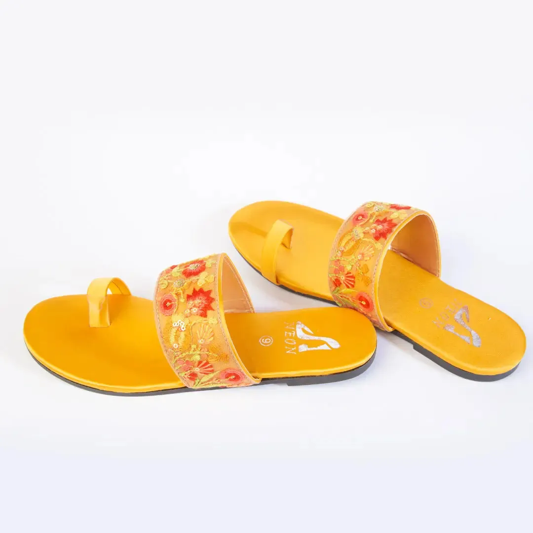 Broad Lace Slippers Yellow