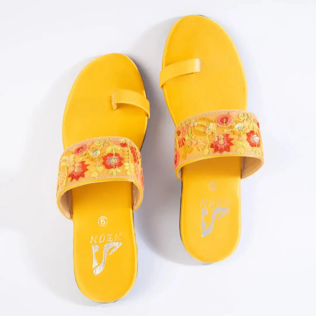 Broad Lace Slippers Yellow