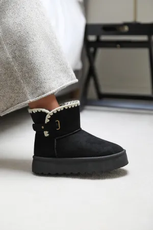 CALLA FLATFORM FUR LINING ANKLE BOOT WITH VELCRO FASTENING IN BLACK SUEDE