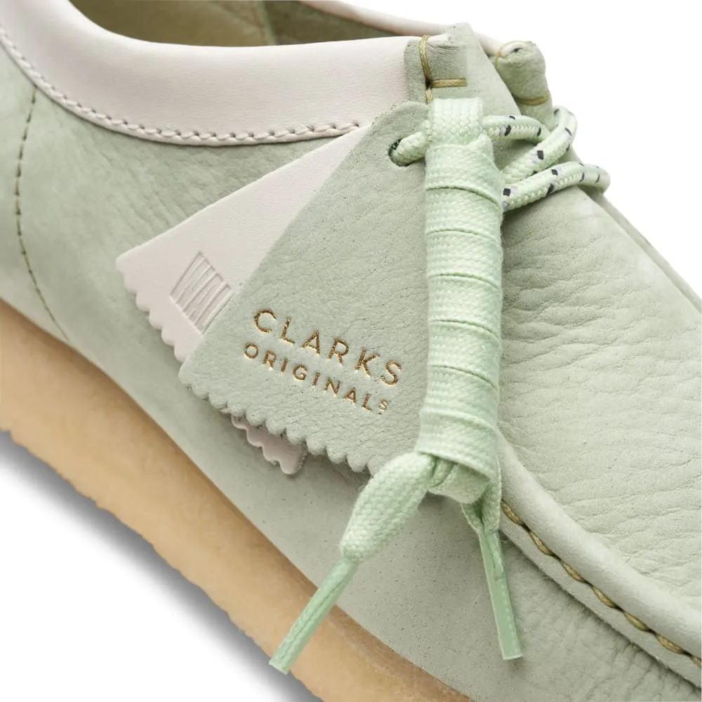 Clarks Originals Wallabee Low Top Men's Pale Green Nubuck Leather 26165557