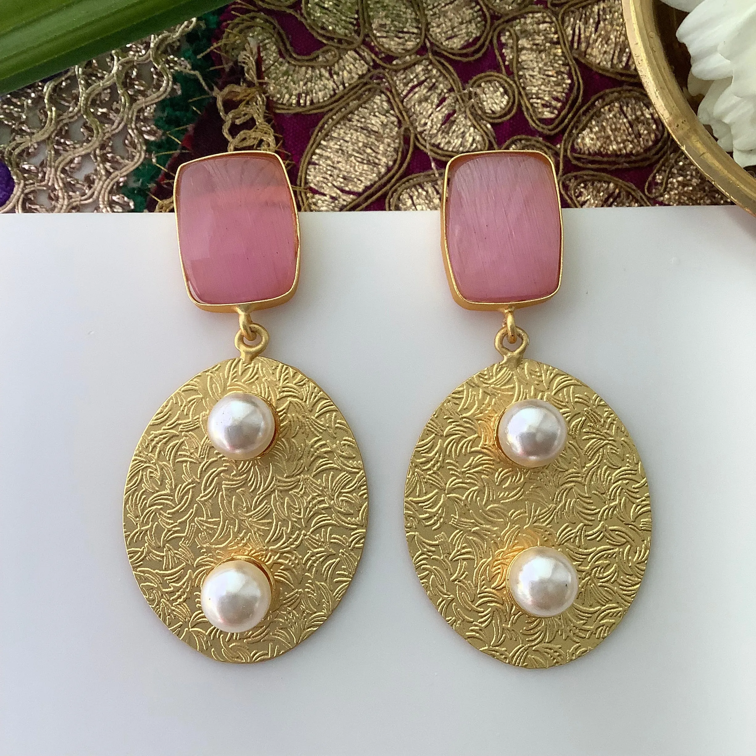 Salvanity Brass Gold - Two Pearls (दो मोती) 18 CT Matt Gold Plated Earrings - Pink